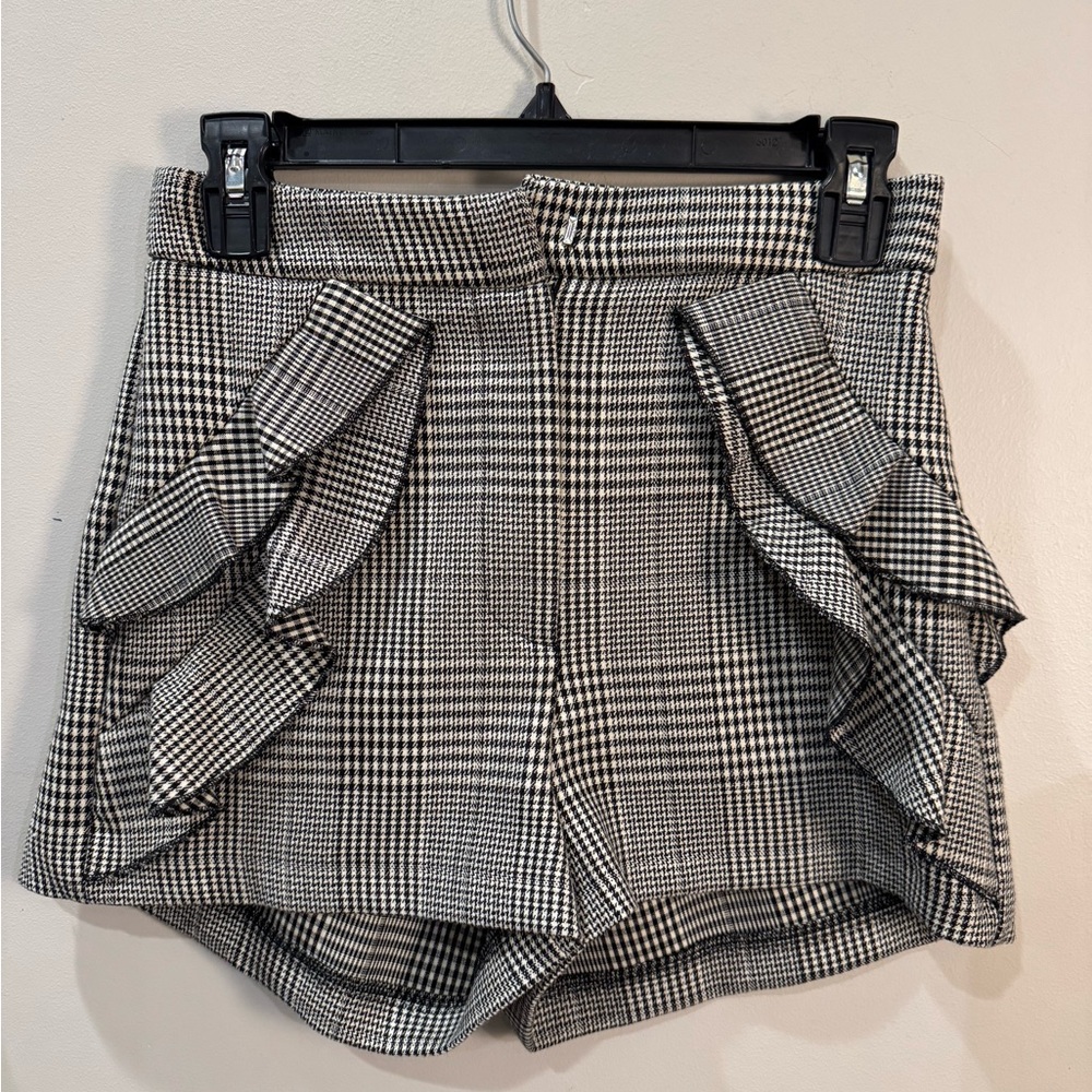 Zara Black and White plaid women’s Shorts, Size S